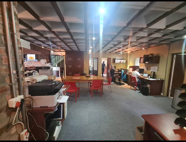 916M² OFFICE FOR SALE IN GOODWOOD CENTRAL
